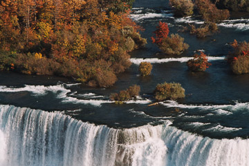 Niagara falls in Autumn